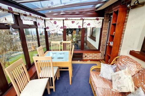 2 The Close, Camelford, PL32 9TW
