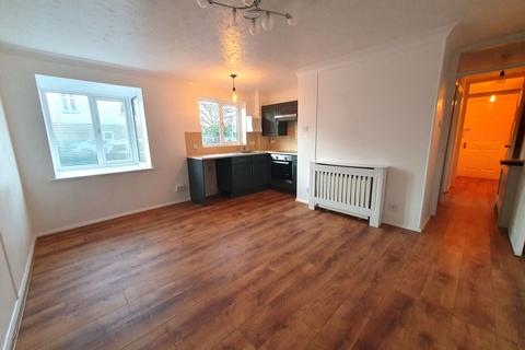 1 bedroom flat to rent, Cromwell Road, Whitstable, CT5