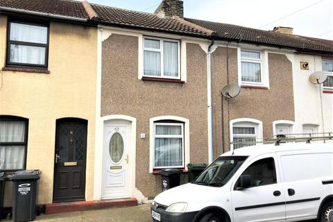 2 bedroom terraced house to rent, Sun Road, Swanscombe, Kent, DA10