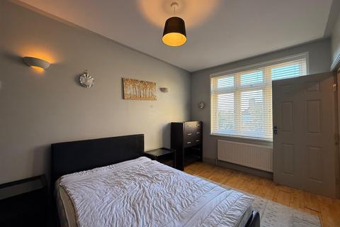 1 bedroom property to rent, Thornbury Road, Isleworth, Isleworth