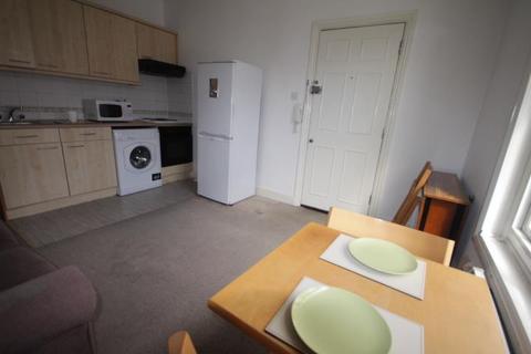 1 bedroom flat to rent, 1 Bed Acton Street, London