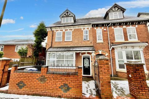 4 bedroom semi-detached house for sale, Lightwood Road, Stoke-On-Trent, ST3