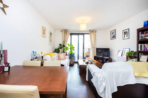 1 bedroom flat for sale, Bramwell Way, London, E16 2GS