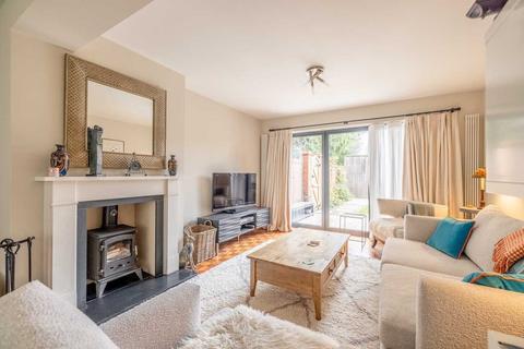 3 bedroom end of terrace house for sale, Bull Lane, Gerrards Cross SL9