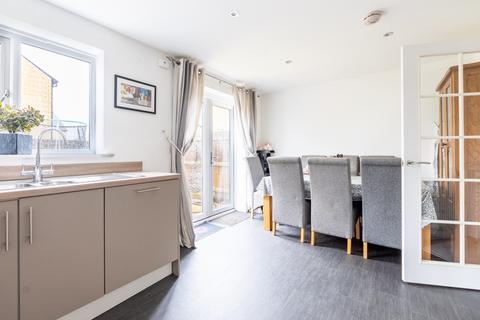 3 bedroom semi-detached house for sale, Crista Place, Carterton, Oxfordshire, OX18