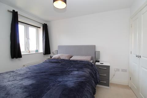 2 bedroom flat for sale, Elsanta Crescent, Titchfield Common