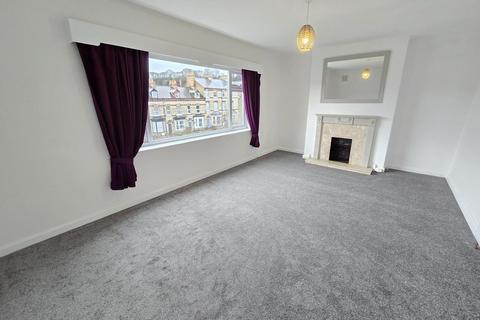 2 bedroom flat to rent, 165B Falsgrave Road, Scarborough