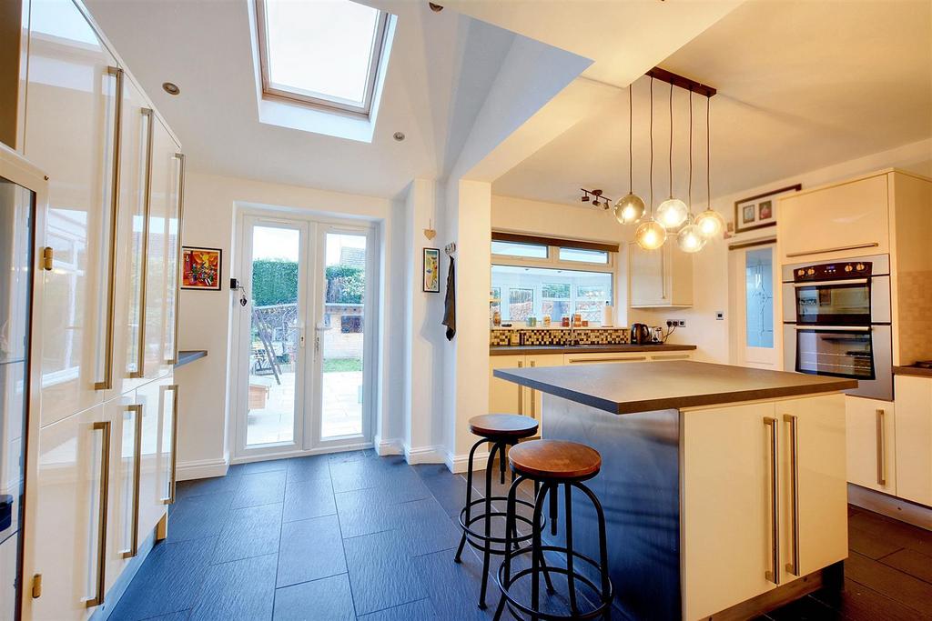 Breakfast Kitchen