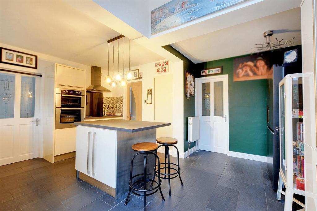 Breakfast Kitchen