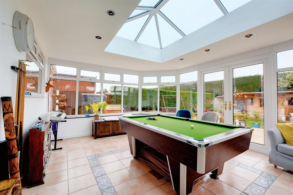 Conservatory 1.jpeg