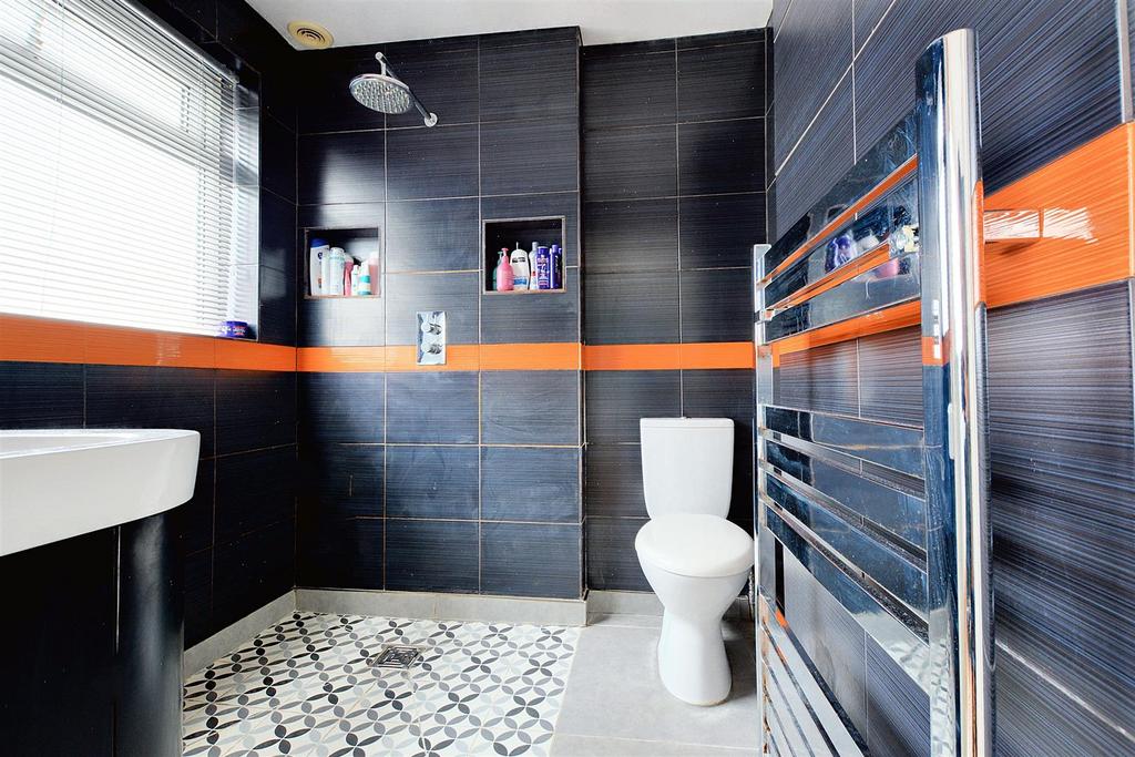 Wet Room En-Suite