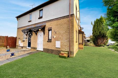 2 bedroom end of terrace house for sale, The Belfry, Luton, Bedfordshire, LU2 7GA