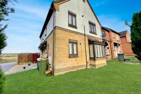 2 bedroom end of terrace house for sale, The Belfry, Luton, Bedfordshire, LU2 7GA