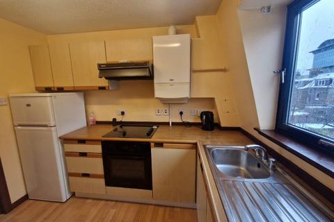 2 bedroom flat to rent, Hardgate, Holburn, Aberdeen, AB11