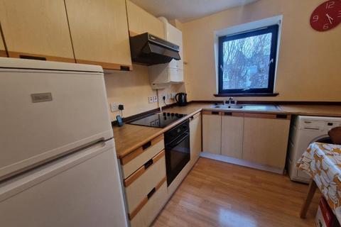 2 bedroom flat to rent, Hardgate, Holburn, Aberdeen, AB11