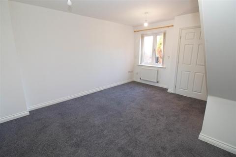 2 bedroom terraced house to rent, Bittern Close, Dunston, Gateshead