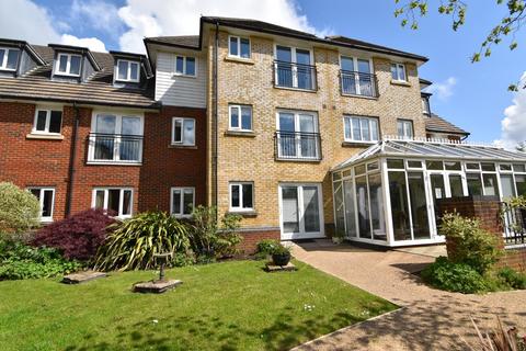 2 bedroom flat for sale, Hoxton Close, Ashford