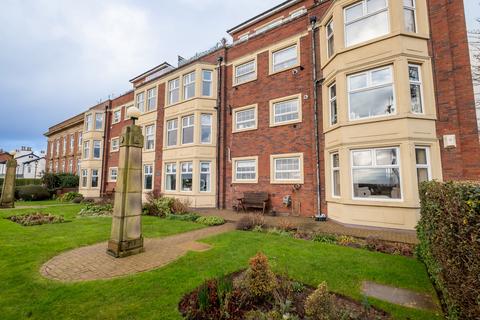 2 bedroom apartment for sale, Central Beach, Lytham St. Annes, FY8