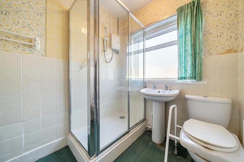 18 Hambrook Road, London, SE25 4HJ