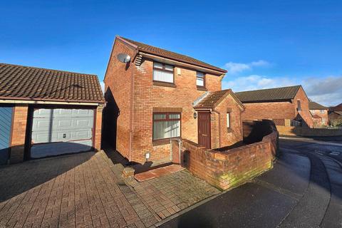 3 bedroom detached house for sale, Llys Penpant, Swansea SA6