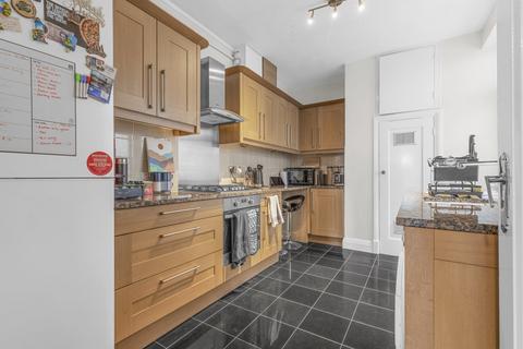 2 bedroom flat to rent, Shoot Up Hill, Kilburn