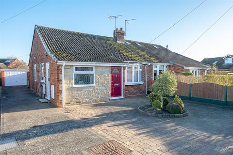 2 bedroom semi-detached bungalow for sale, Greenway, Huntington, York, YO32 9QE