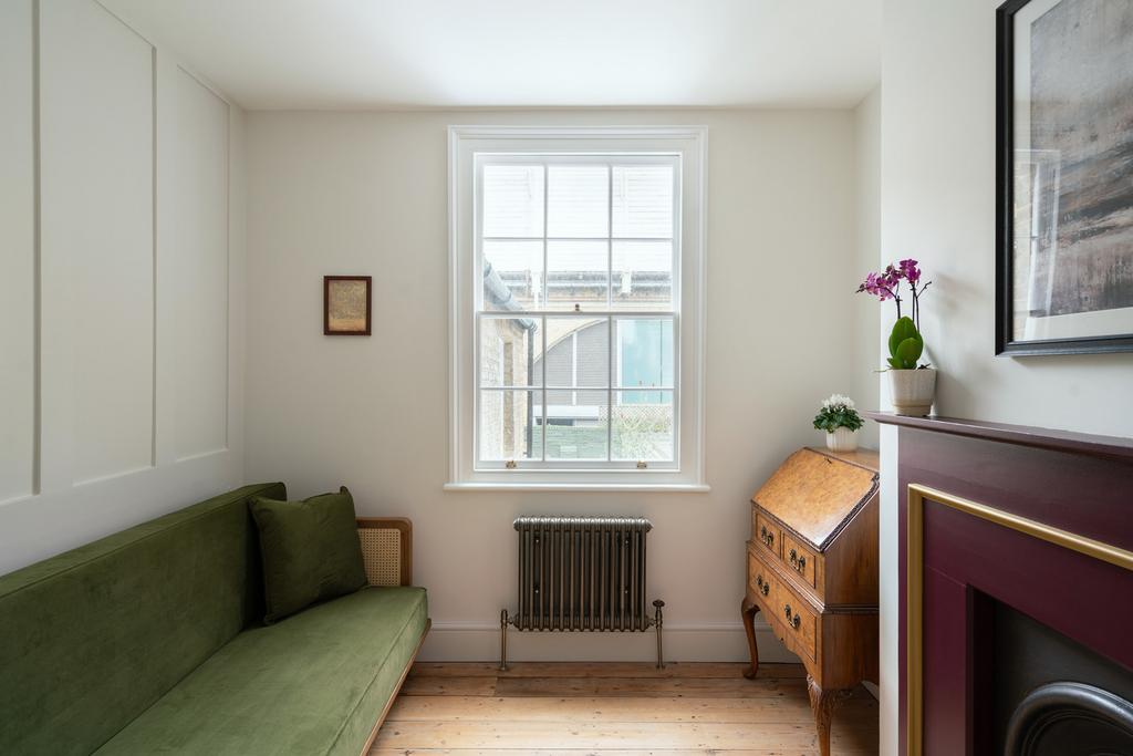 247867 - ROUPELL-STREET-48.jpg