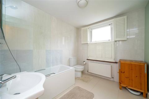 16 Warwick Road, St Albans, AL1 4DL