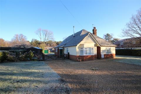 4 bedroom bungalow to rent, Ringwood Road, Verwood, Dorset, BH31