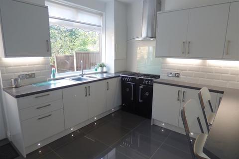 3 bedroom terraced house to rent, Gentwood Road, Huyton, Liverpool