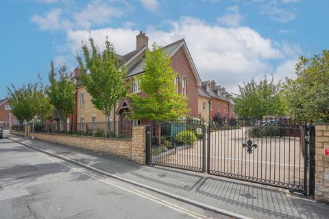 1 bedroom apartment for sale, Church Street, Wantage OX12