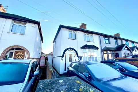 3 bedroom semi-detached house for sale, Princes Park Avenue, Hayes, Greater London, UB3