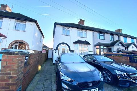 3 bedroom semi-detached house for sale, Princes Park Avenue, Hayes, Greater London, UB3