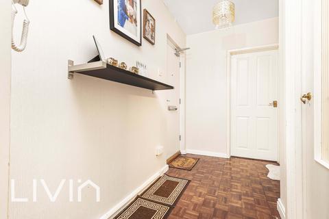 2 bedroom flat for sale, Wickham Road, Croydon CR0