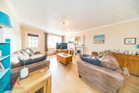 3 bedroom detached house for sale, The Beeches, Calderstones, L18