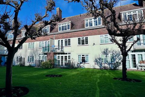 2 bedroom flat for sale, The Lawns, St. Marys Close, Eastbourne BN22