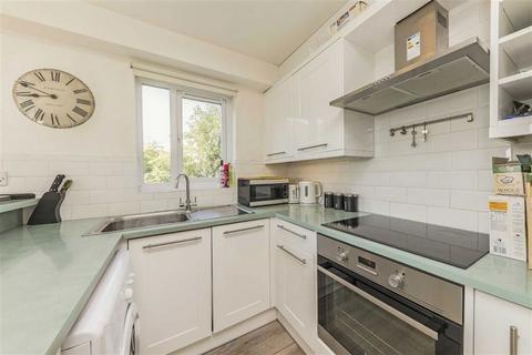 1 bedroom flat for sale, Henley Drive, London SE1