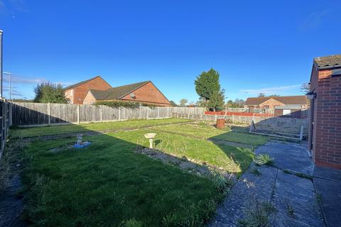 2 bedroom detached bungalow for sale, Walkers Way, Barrowby, Grantham, NG32