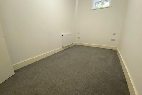 2 bedroom apartment to rent, Christchurch Road, Bournemouth, BH1