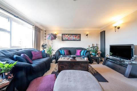 2 bedroom flat for sale, South Meadows, Park Lane, Wembley