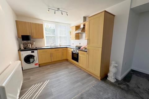 2 bedroom apartment for sale, Stockwell Street, Leek