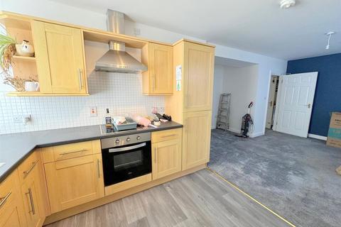 2 bedroom apartment for sale, Stockwell Street, Leek