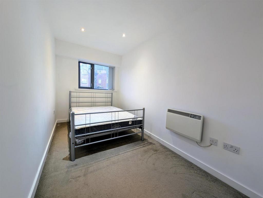 Bedroom 2.jpg