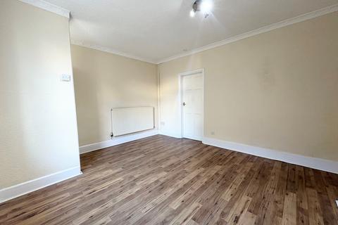 2 bedroom end of terrace house to rent, Garfield Street, Fleetwood, FY7