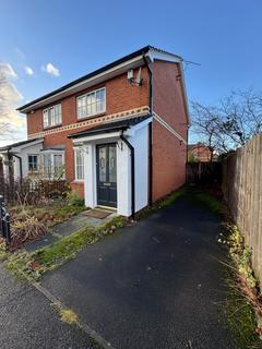 2 bedroom semi-detached house to rent, Fenside Road, Manchester, M22