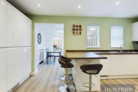 12 Constantine Crescent, Scarborough, YO12 4LQ
