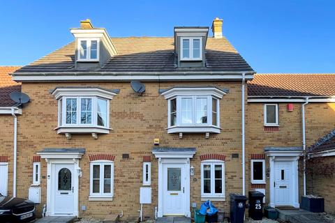 3 bedroom townhouse to rent, Britton Gardens, Bristol BS15