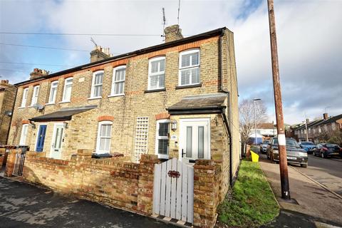 2 bedroom end of terrace house for sale, Vicarage Road, Ware SG12