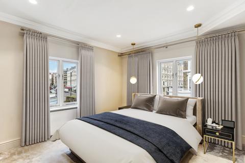 5 bedroom end of terrace house for sale, Gloucester Road, South Kensington, London