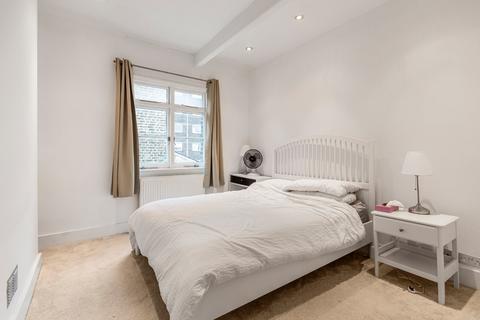 1 bedroom flat for sale, Frederic Mews, London, SW1X